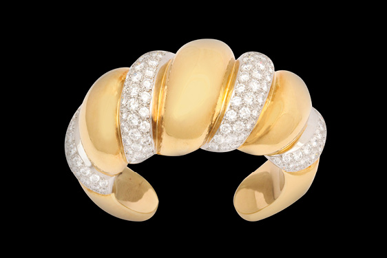 Retro French Gold and Diamond Ring