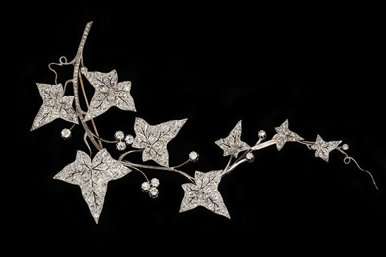 Exceptional Diamond Ivy Tremblant Corsage Brooch by Rene Lalique. Circa 1885